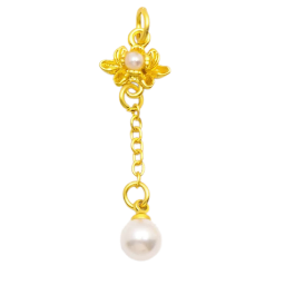 Pearl flower bead close-up for custom gemstone bracelet design